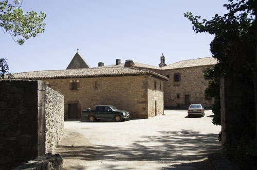 Entrada al monasterio de Bujedo de Juarros